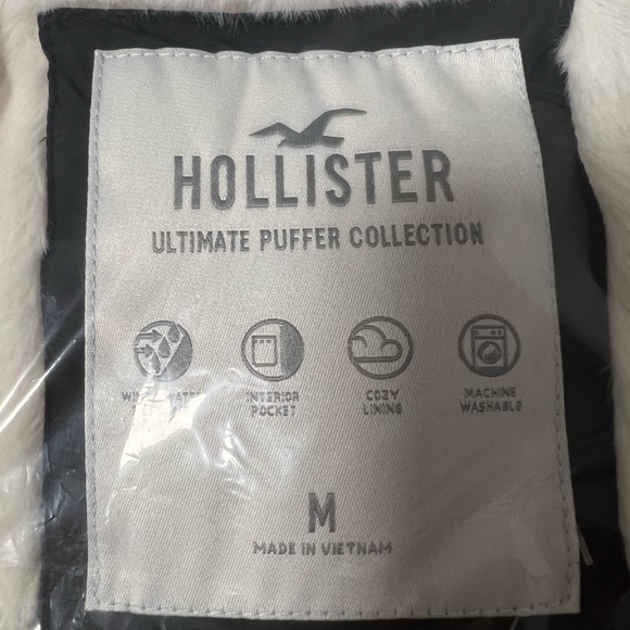 Women’s Ultimate Faux Fur Lined Hooded Puffer Jacket - Picture 4 of 4